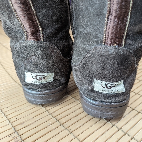 UGG Australia 5225 Ultra Tall Classic Boots Chocolate Womens sz 8 F8007A. Heel r - Picture 5 of 10